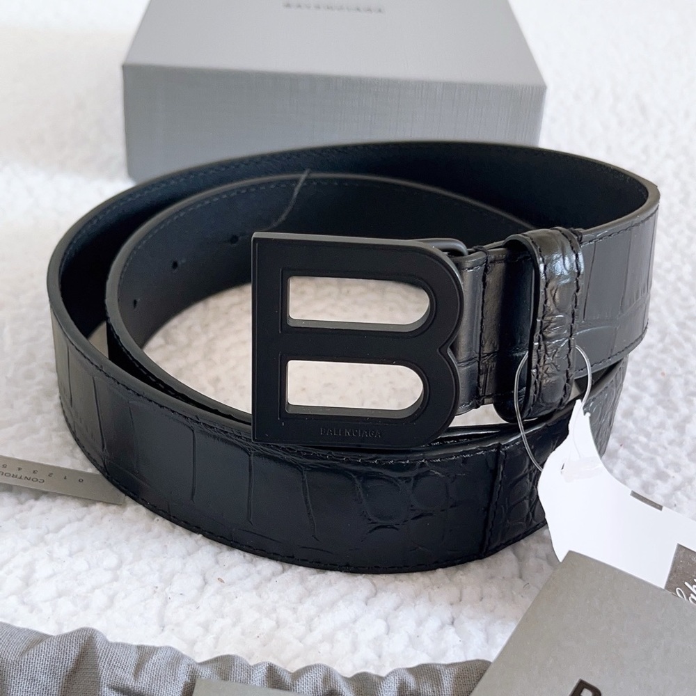 Balenciaga Men's BB Logo crocodile embossed Leather Belt - Picture 1 of 16
